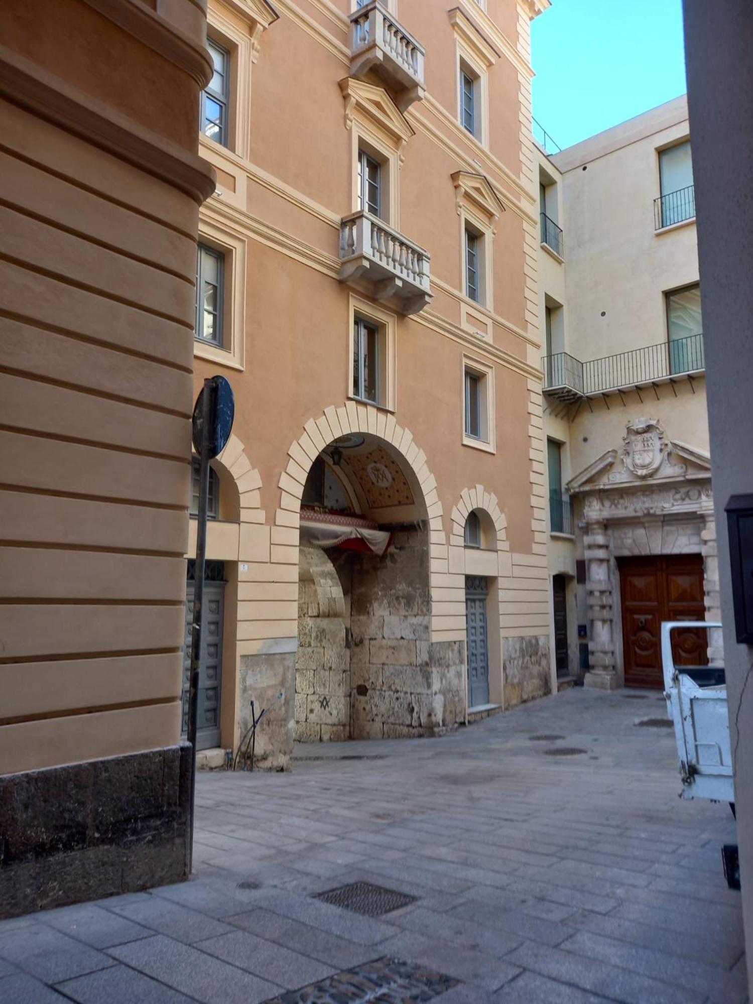 Residenze Palazzo Pes Appartement Cagliari Buitenkant foto