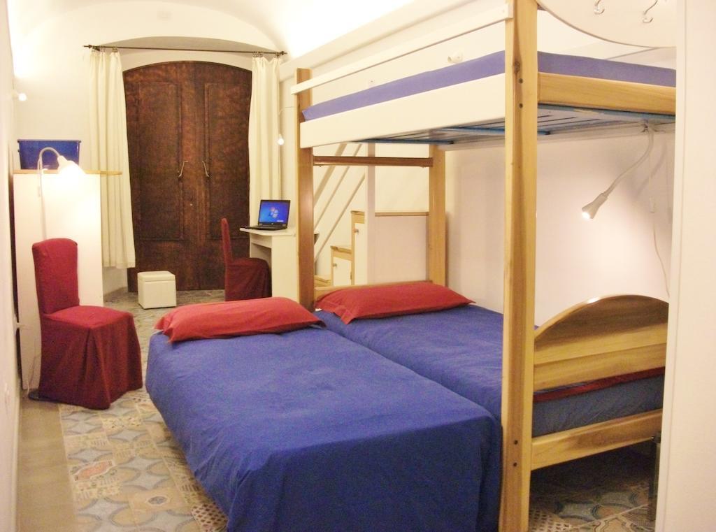Residenze Palazzo Pes Appartement Cagliari Kamer foto