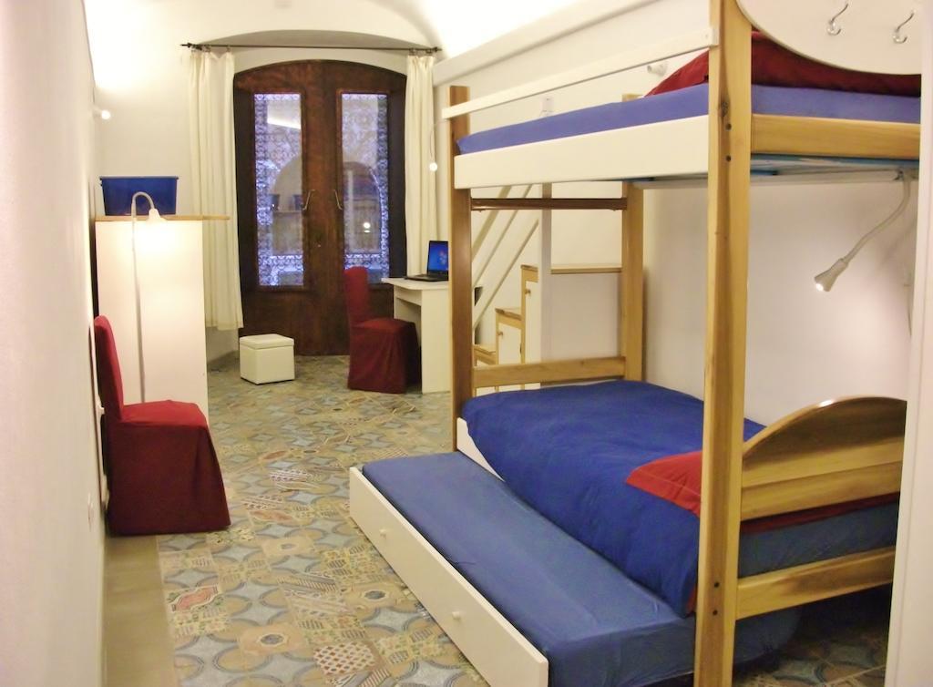 Residenze Palazzo Pes Appartement Cagliari Kamer foto